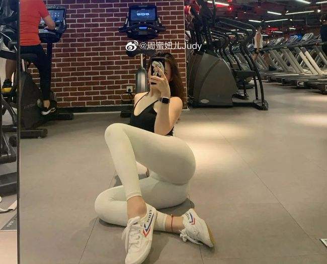 掌机数码世界九游版下载